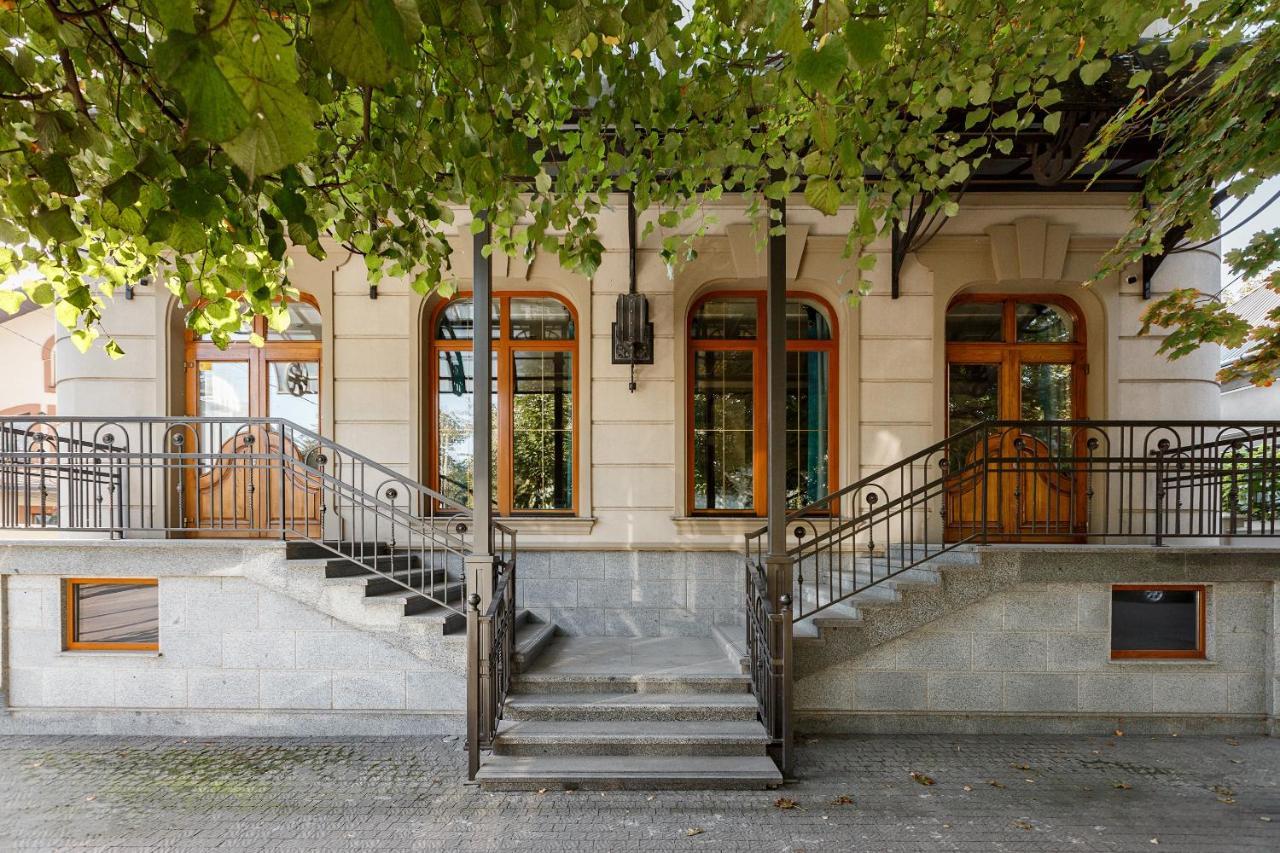 Ganz Hotel Ivano-Frankivsk Exterior foto